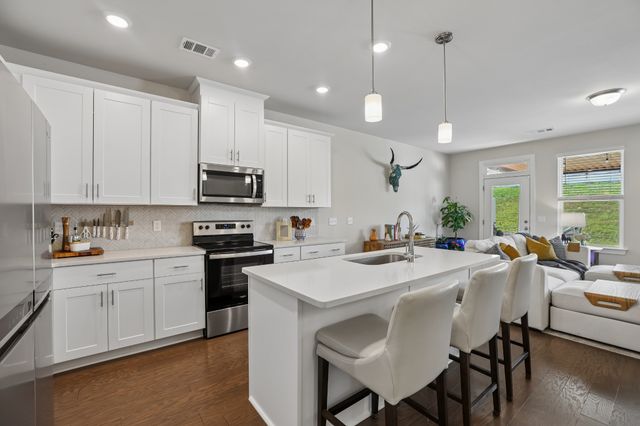 280 Netherlands Blvd, Lebanon, TN 37090
