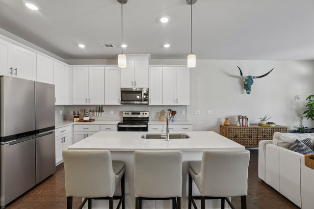 280 Netherlands Blvd, Lebanon, TN 37090