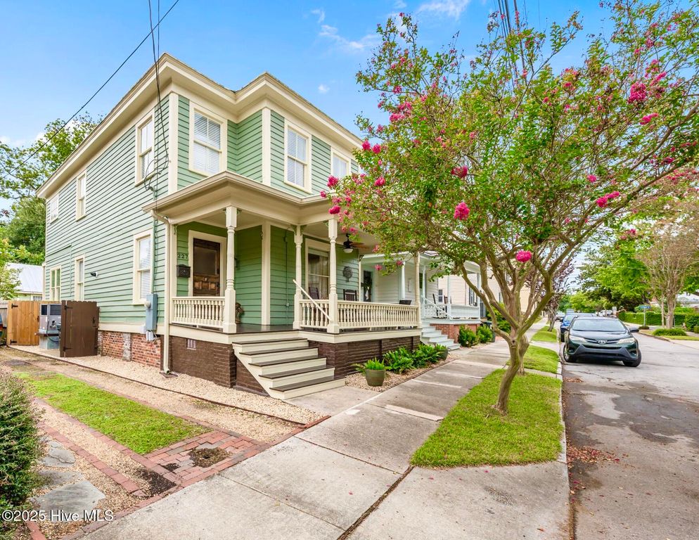 227 New Street, New Bern, NC 28560