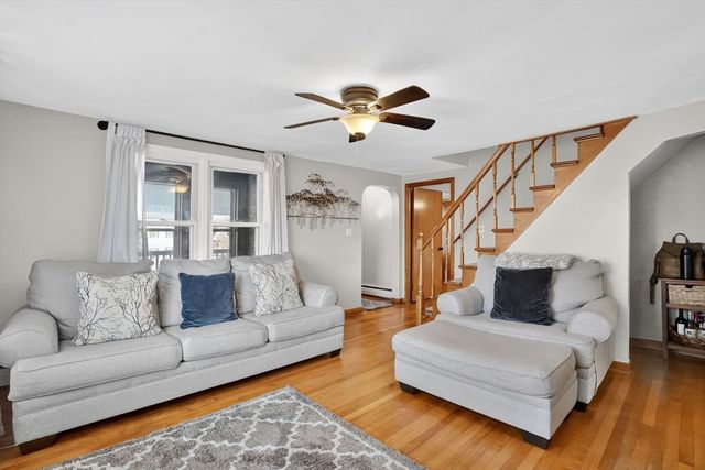 195 Grattan St, Chicopee, MA 01020