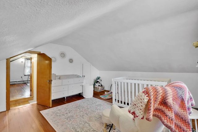 195 Grattan St, Chicopee, MA 01020