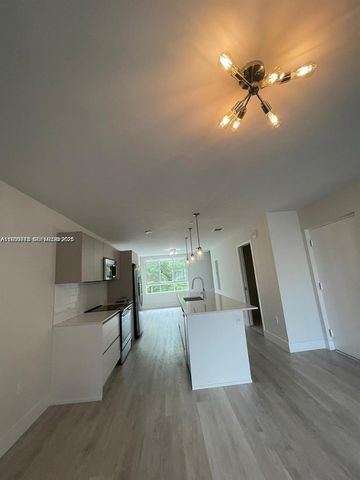 2505 NE 193rd St 4204, Aventura, FL 33180