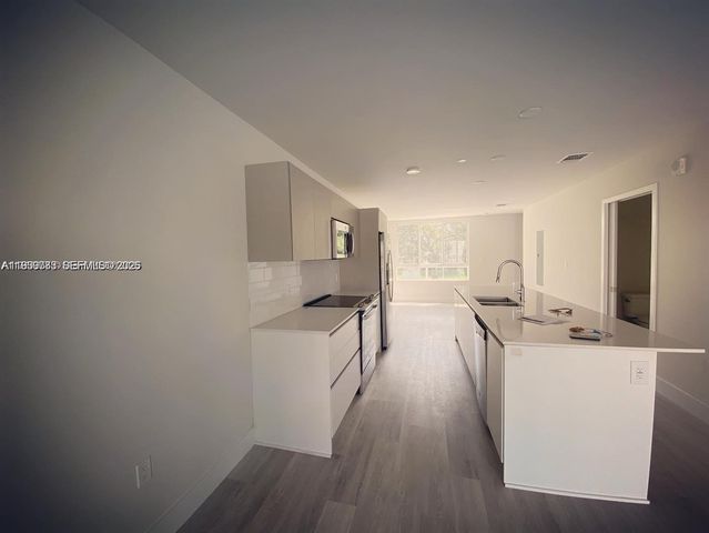 2505 NE 193rd St 4204, Aventura, FL 33180