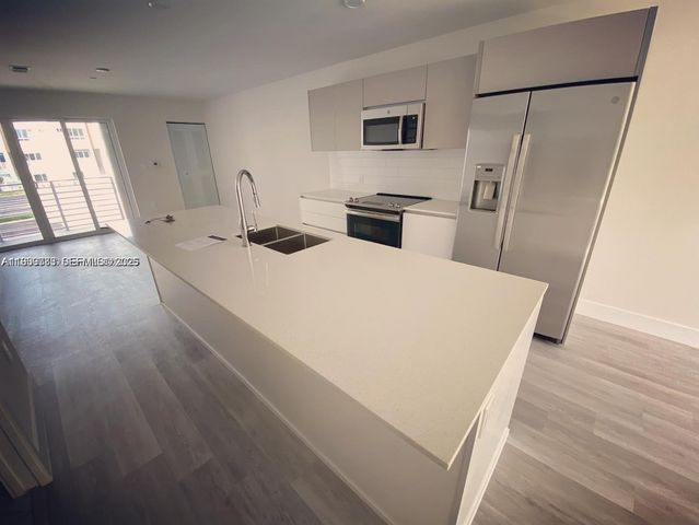 2505 NE 193rd St 4204, Aventura, FL 33180