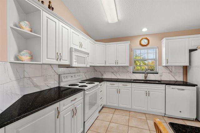 2907 CAPTAINS COURT, Palmetto, FL 34221