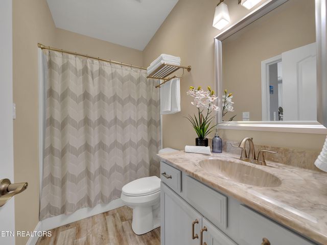 2317 Hickory Crest Lane, Knoxville, TN 37932