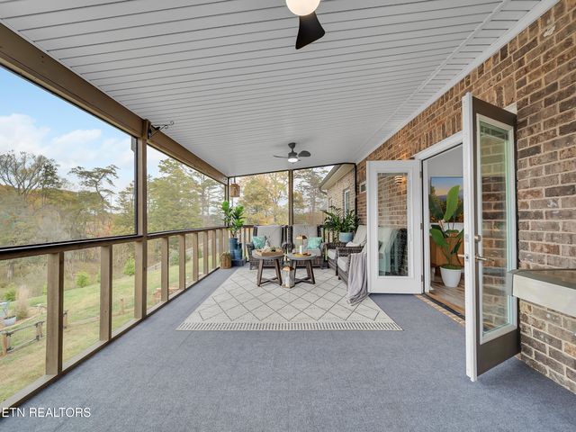 2317 Hickory Crest Lane, Knoxville, TN 37932