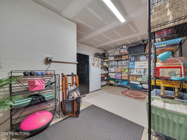 2317 Hickory Crest Lane, Knoxville, TN 37932