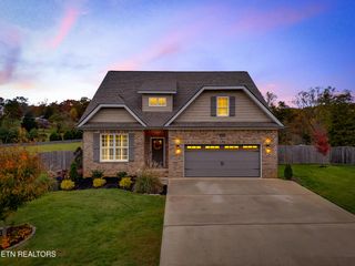 2317 Hickory Crest Lane, Knoxville, TN 37932