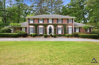 5044 Wellington Drive, Macon, GA 31210
