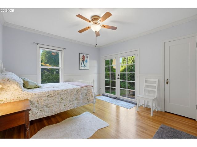 7531 Se REED COLLEGE Pl, Portland, OR 97202