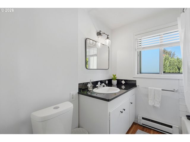 7531 Se REED COLLEGE Pl, Portland, OR 97202