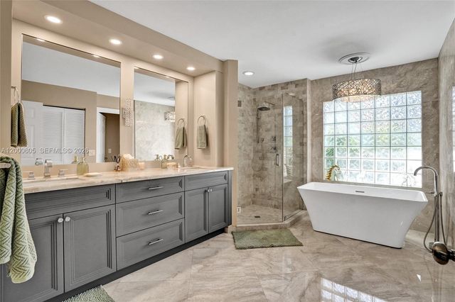 10799 Maple Chase Dr, Boca Raton, FL 33498