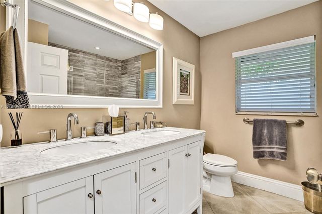 10799 Maple Chase Dr, Boca Raton, FL 33498