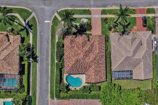 10799 Maple Chase Dr, Boca Raton, FL 33498