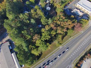 5942 Cumming Highway, Sugar Hill, GA 30518