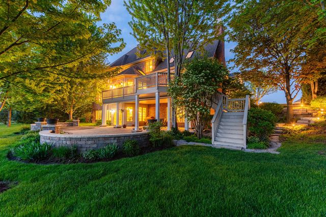 39W835 Goldenrod Drive, St. Charles, IL 60175