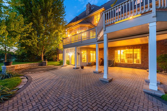 39W835 Goldenrod Drive, St. Charles, IL 60175