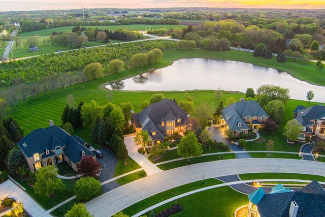 39W835 Goldenrod Drive, St. Charles, IL 60175