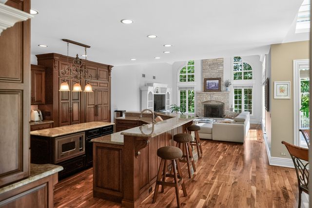 39W835 Goldenrod Drive, St. Charles, IL 60175