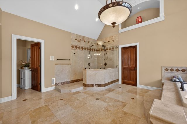 39W835 Goldenrod Drive, St. Charles, IL 60175