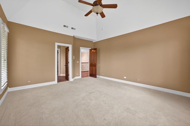 39W835 Goldenrod Drive, St. Charles, IL 60175