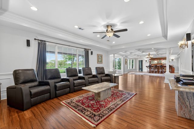 39W835 Goldenrod Drive, St. Charles, IL 60175