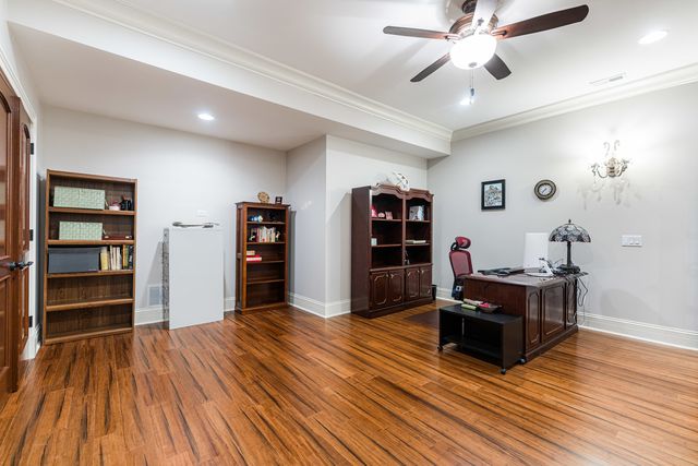 39W835 Goldenrod Drive, St. Charles, IL 60175