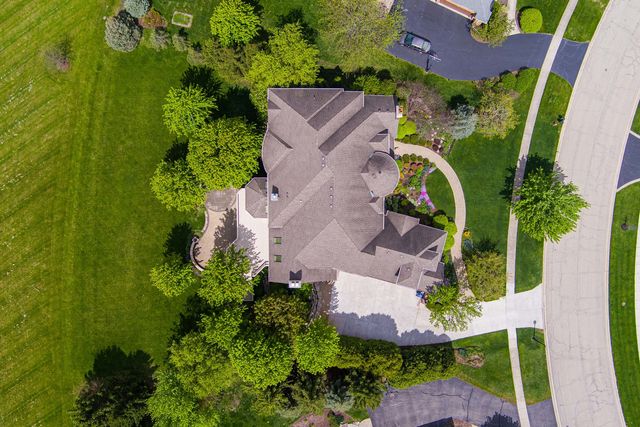 39W835 Goldenrod Drive, St. Charles, IL 60175