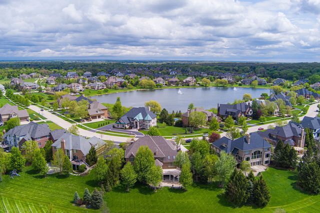 39W835 Goldenrod Drive, St. Charles, IL 60175