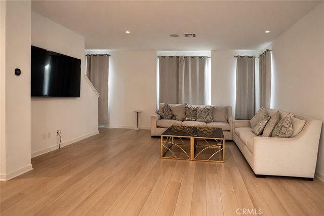 10891 Scottsbluff, Stanton, CA 90680