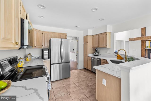 21217 TIGER LILY PL, Ashburn, VA 20147