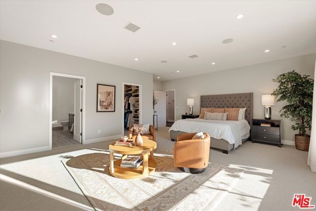 3840 Carmona Avenue, Los Angeles, CA 90008