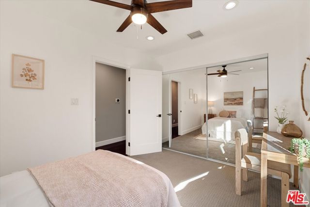 3840 Carmona Avenue, Los Angeles, CA 90008