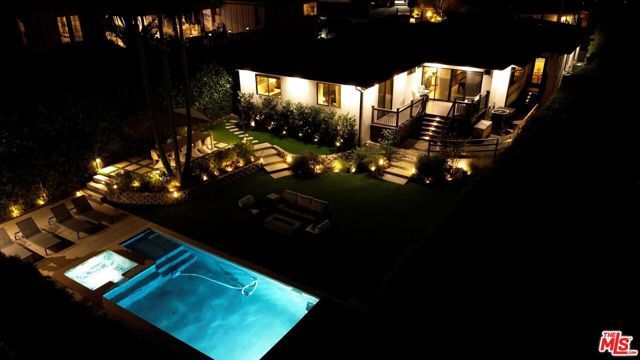 3840 Carmona Avenue, Los Angeles, CA 90008