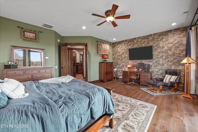 1150 Hillendale Rd, Crossville, TN 38572