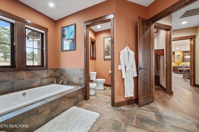 1150 Hillendale Rd, Crossville, TN 38572