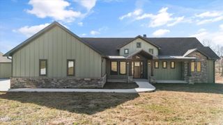 1150 Hillendale Rd, Crossville, TN 38572