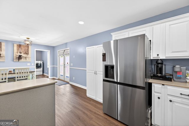 386 Ridgewood Drive, Pendergrass, GA 30567