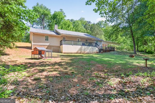 386 Ridgewood Drive, Pendergrass, GA 30567