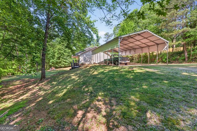 386 Ridgewood Drive, Pendergrass, GA 30567