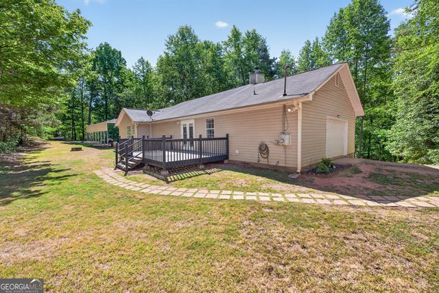 386 Ridgewood Drive, Pendergrass, GA 30567