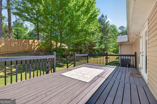 386 Ridgewood Drive, Pendergrass, GA 30567