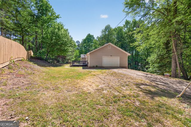 386 Ridgewood Drive, Pendergrass, GA 30567