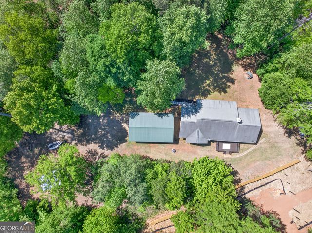 386 Ridgewood Drive, Pendergrass, GA 30567