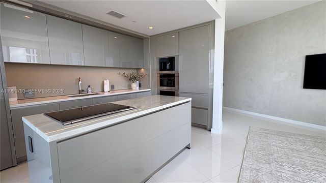 18975 Collins Avenue 905, Sunny Isles Beach, FL 33160
