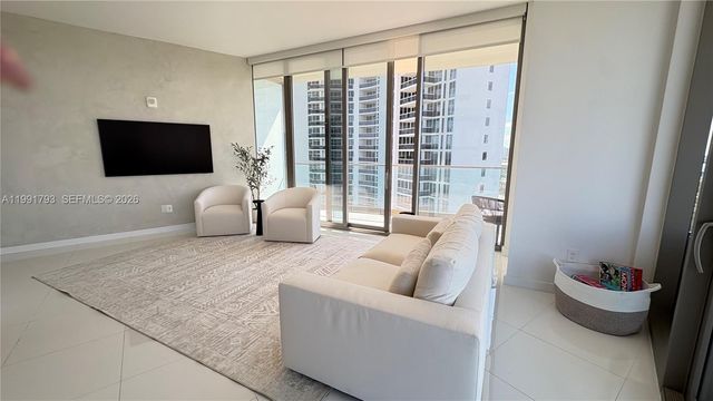 18975 Collins Avenue 905, Sunny Isles Beach, FL 33160