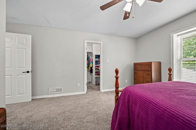 9301 Canopy Oaks Drive, Fort Smith, AR 72903