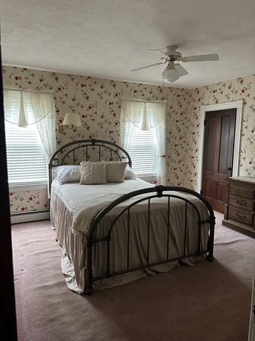 90 Locust Ave, Worcester, MA 01604