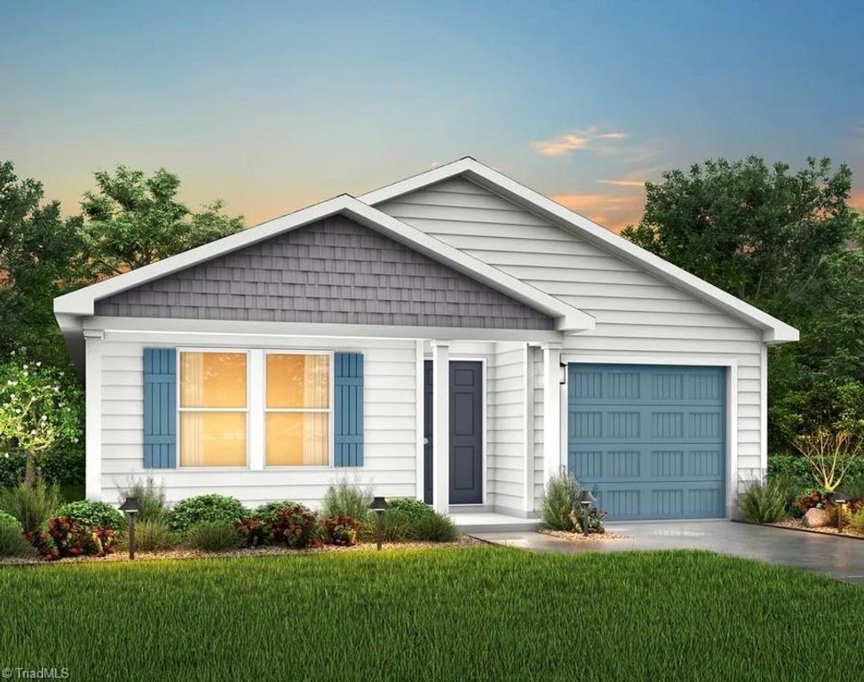 425 Regency Lane, Eden, NC 27288